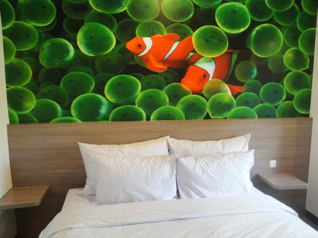 Top Hotel Manado By Gran Puri Exteriör bild